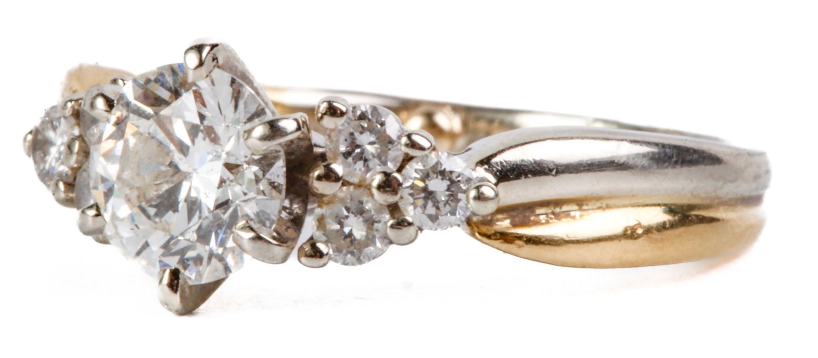 18k GOLD DIAMOND ENGAGEMENT RING (1 of 8)