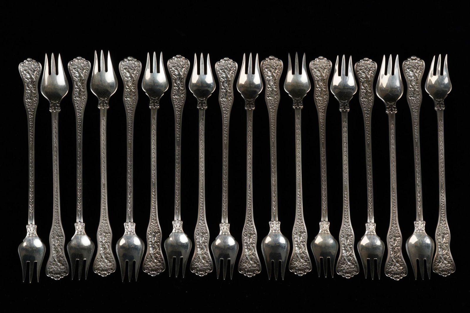 (18) TIFFANY & CO STERLING SILVER ICE CREAM FORKS (1 of 6)