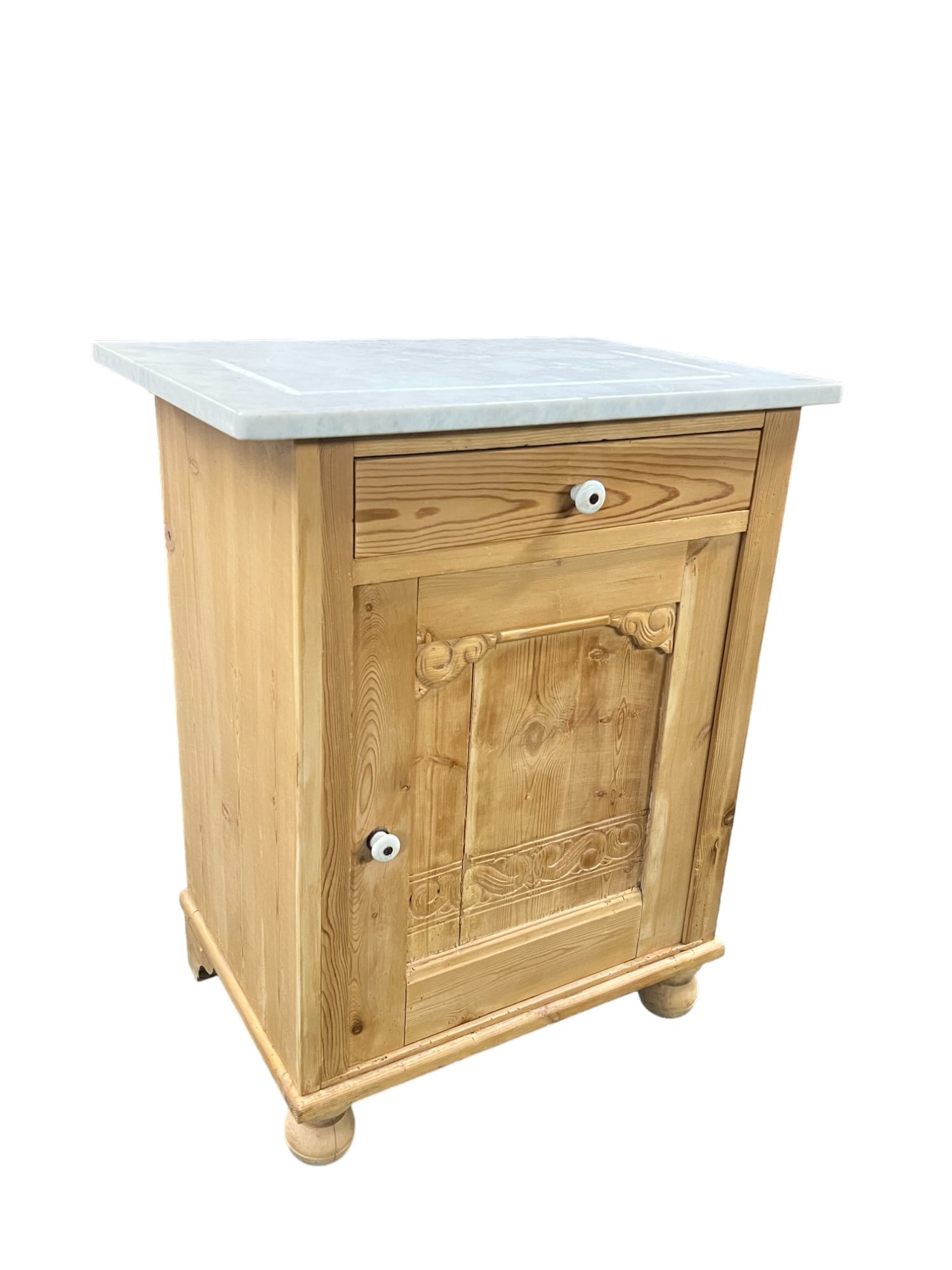 MARBLE-TOP CARVED HEART WOOD PINE COMMODE (1 of 8)