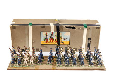 BOX of FRENCHAL "UNBREAKABLE" TOY SOLDIERS: Marching band and soldiers. box 4 x 21 x 7 inches