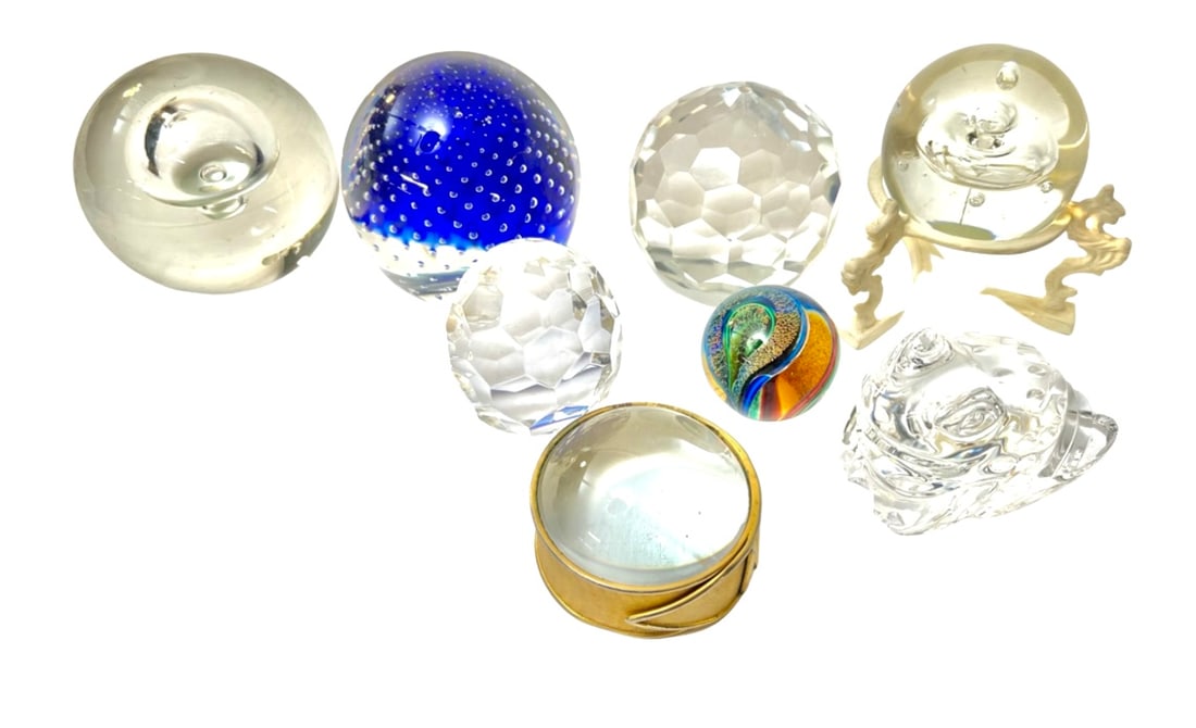 (8) PAPERWEIGHTS (1 of 20)