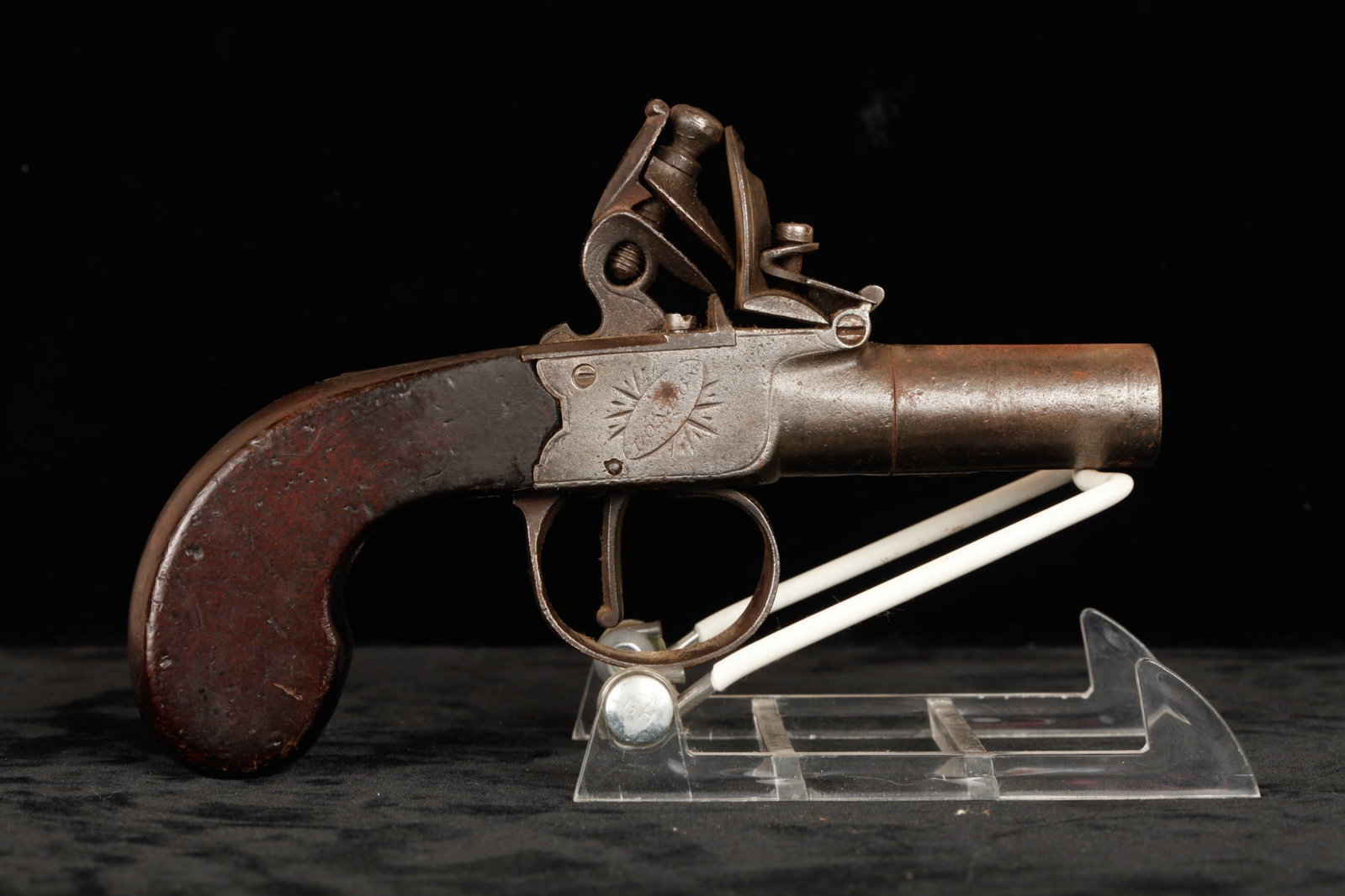 BASS of LONDON .50 CAL FLINTLOCK PISTOL: 2 inch barrel. 6 inches (overall)