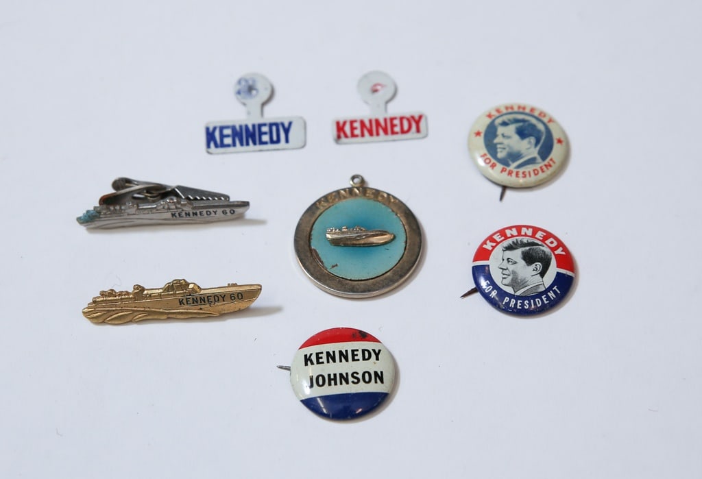 1960 J.F.K. for PRESIDENT CAMPAIGN BUTTONS & PINS (1 of 2)