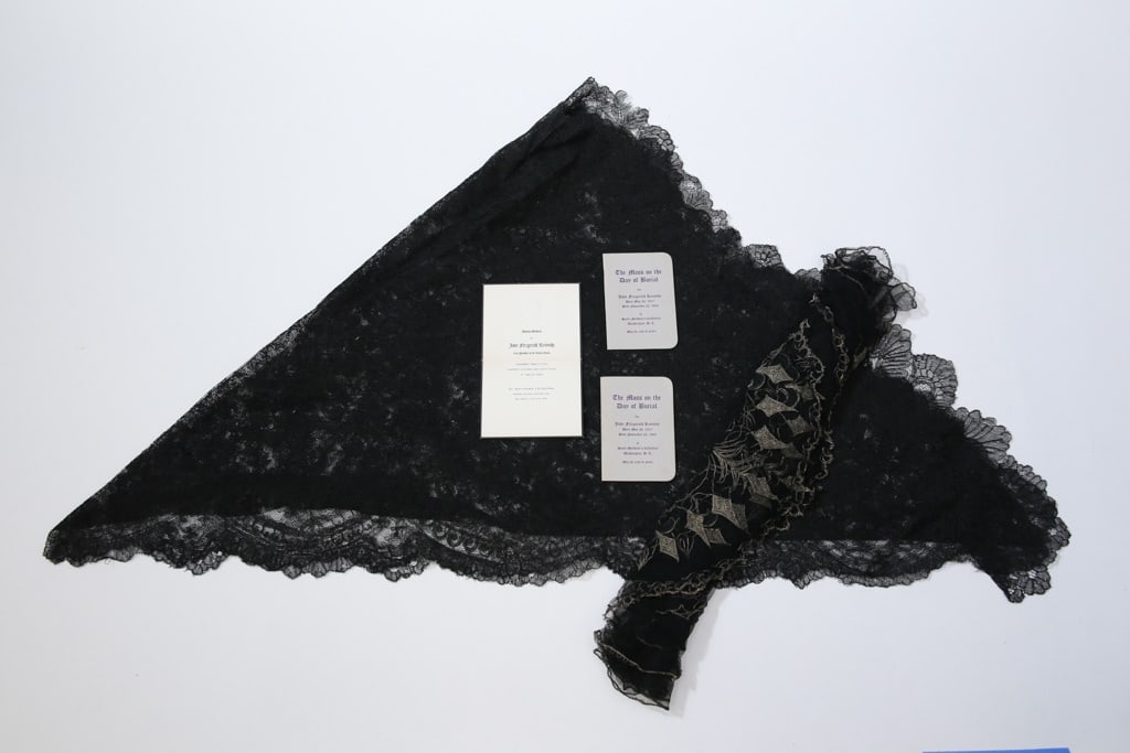 MATERIALS from the FUNERAL SERVICES of J.F.K. (1 of 11)