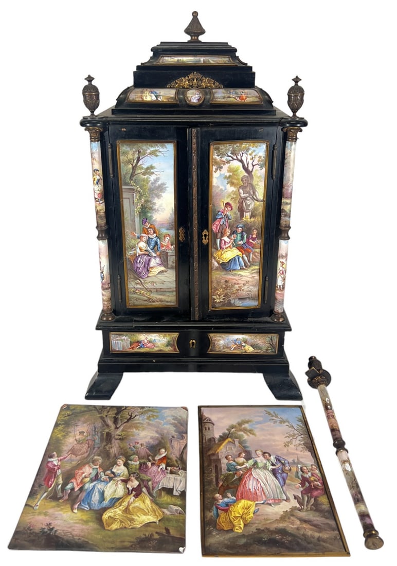 VIENNESE BRONZE and ENAMEL-MOUNTED TABLE CASKET (1 of 9)
