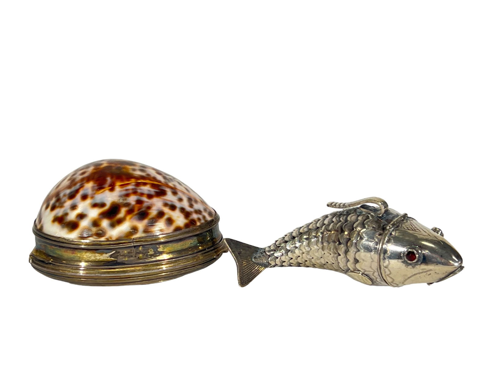 SILVER MOUNTED COWRY SNUFF BOX w/ ARTICULATED FISH (1 of 10)