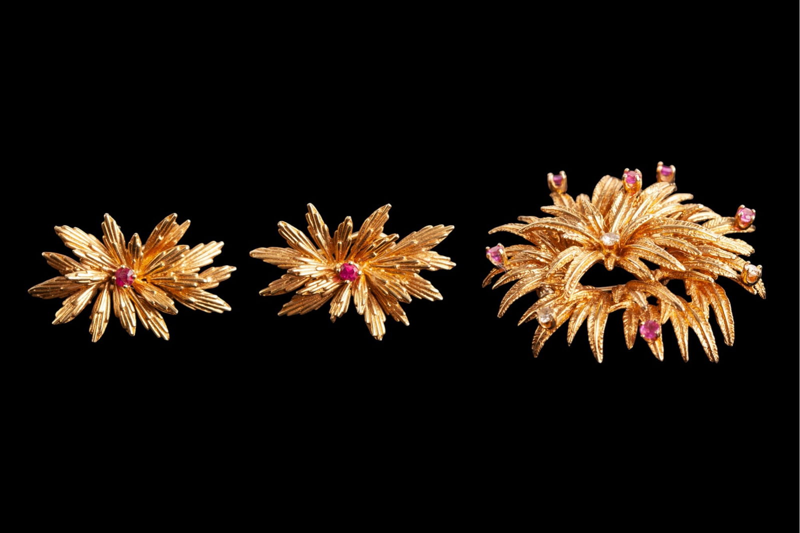 PAIR 18k GOLD EARRINGS w/ 14k GOLD BROOCH (1 of 18)