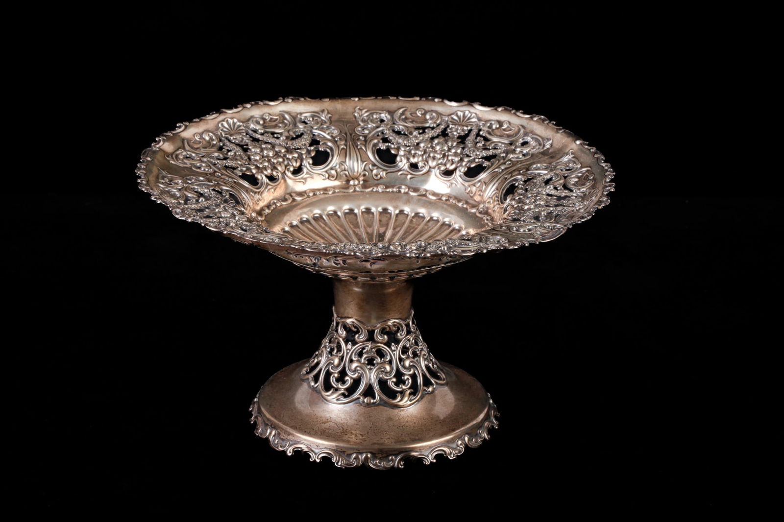 WHITING & CO STERLING SILVER TAZZA (1 of 8)