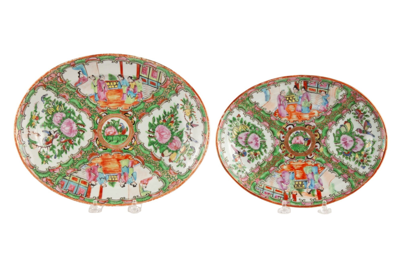 (2) OVAL ROSE MEDALLION TRAYS (1 of 8)