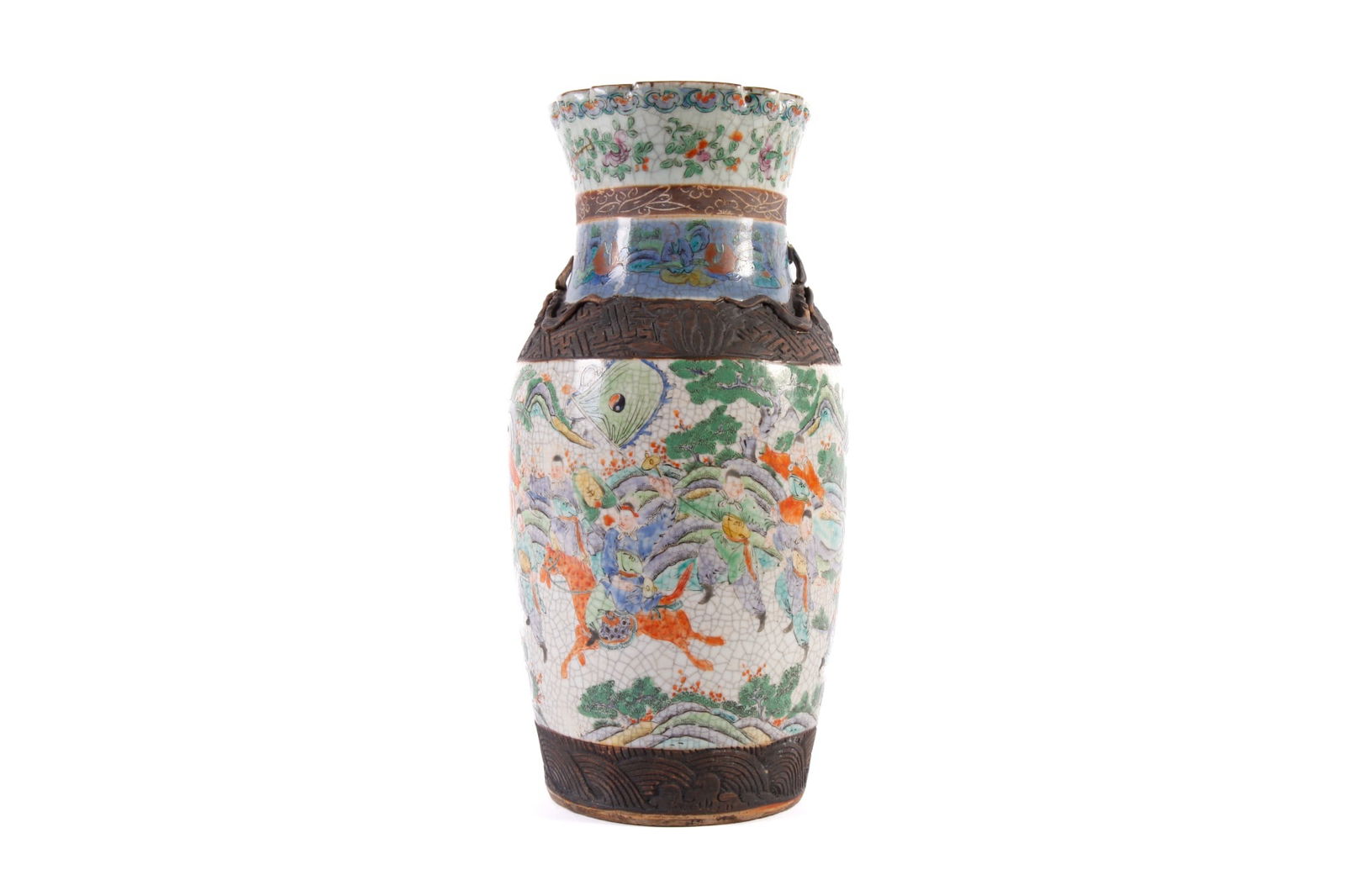 (Early 19th c) CHINESE PORCELAIN VASE (1 of 19)