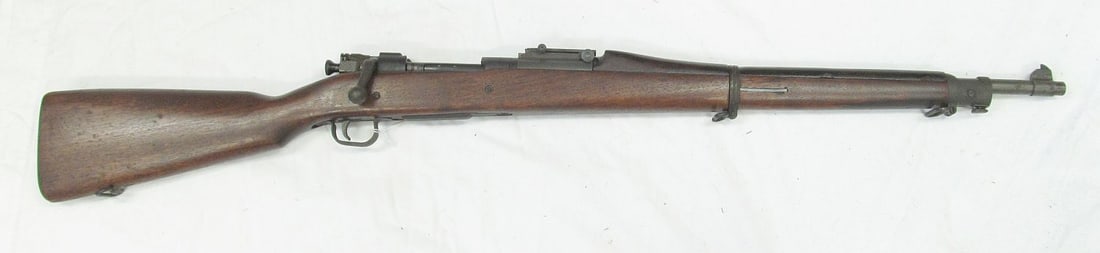 SPRINGFIELD ARMORY MODEL 1903 30-06: sn 1326073, Springfield Model 1903 military bolt action rifle.