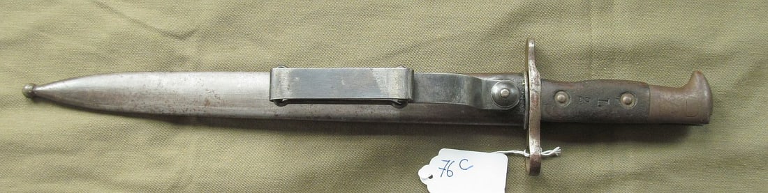WWII AMERICAN KRAG BAYONET MODEL 1902: with scabbard and clip