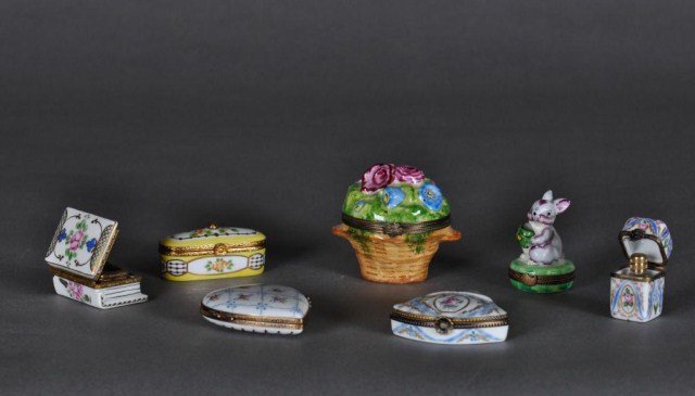 Group of eight hand painted Limoges bonbonnieres: Group of eight hand painted Limoges bonbonnieres. Tallest: 2 5/8"