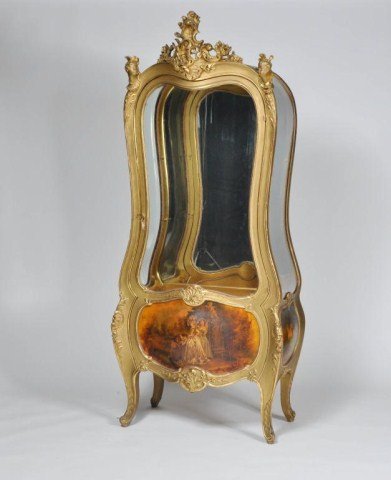 Vernis Martin style curved glass gilt vitrine: Vernis Martin style curved glass gilt vitrine. H: 71 1/2" W: 31"