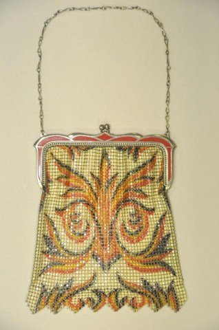 Lot of two art deco Whiting & Davis purses: Lot of two art deco Whiting & Davis enamel and paint decorated purses, red 7 1/8" x 5 1/4", blue 6 1/4" x 4"