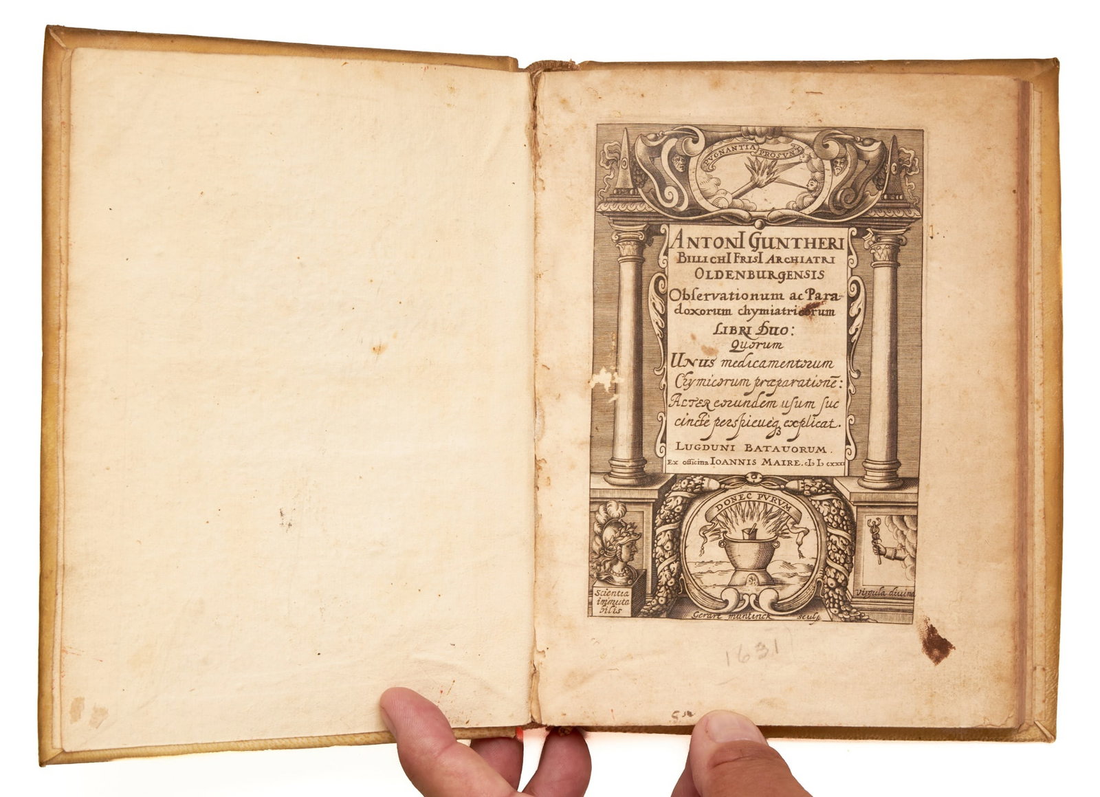 BILLICH, Anton Gunther: BILLICH, Anton Gunther Observationem ac Paradoxarum Chymiatricorum Libri Duo: Quonum Unus Medicamentorum Chymicorum praeparatione: Alter eorundum usum succincte perspicueque explicat Leyden: Ioannis M