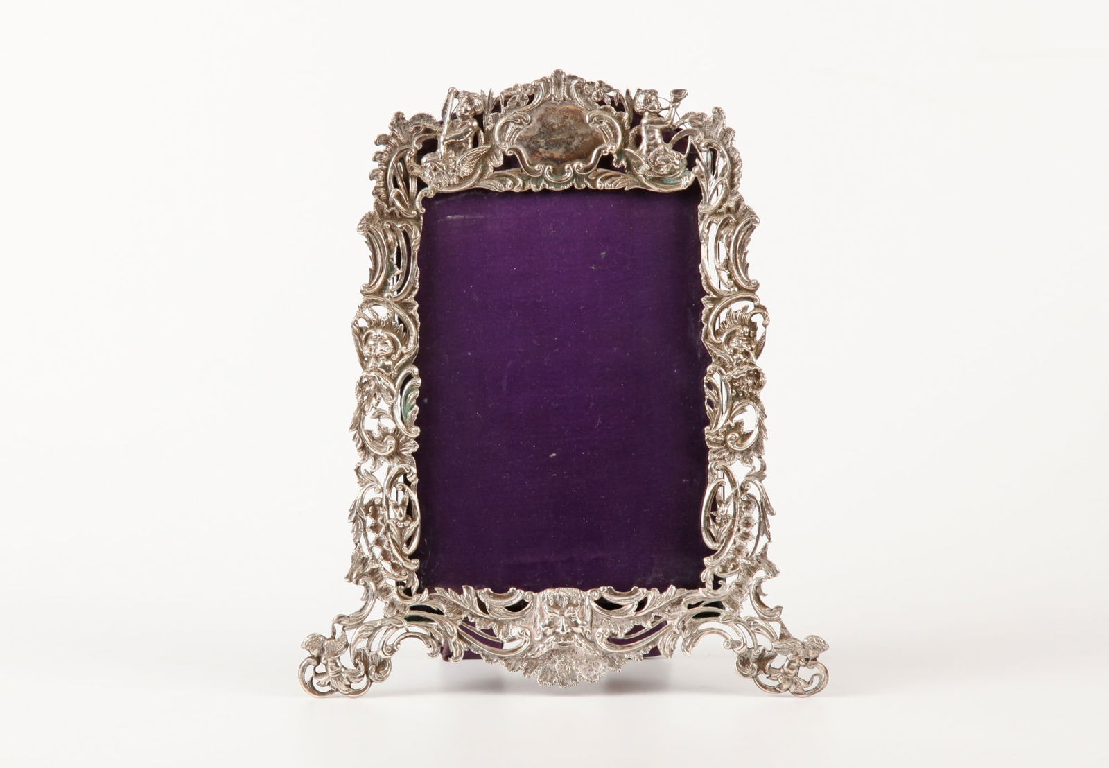 FIGURAL SILVER TABLE-TOP PICTURE FRAME (1 of 11)