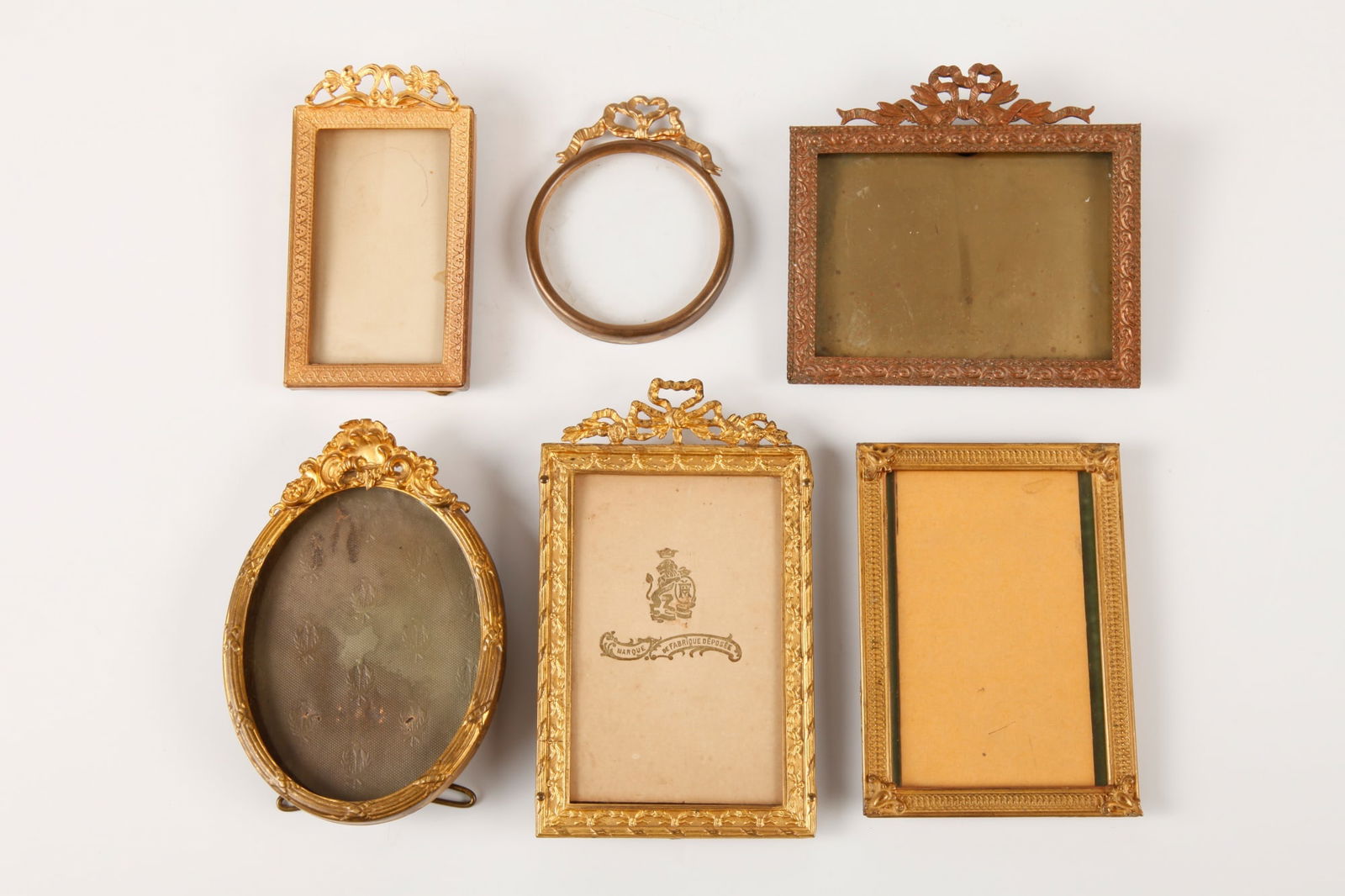 (6) FRENCH GILT BRONZE TABLE TOP PICTURE FRAMES (1 of 9)