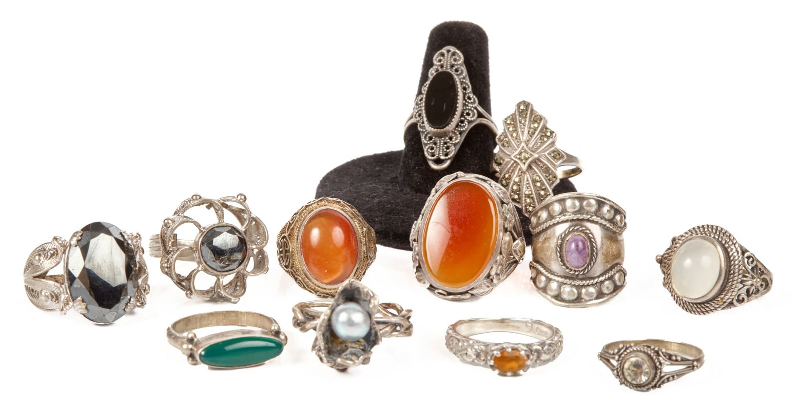 GROUPING of STERLING SILVER RINGS (1 of 5)