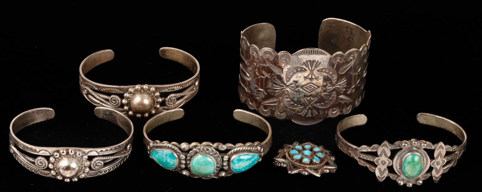 GROUPING of NATIVE AMERICAN SILVER JEWELRY (1 of 20)
