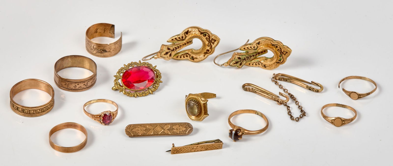 GROUPING OF VICTORIAN JEWERLY 10k and UNDER (1 of 5)