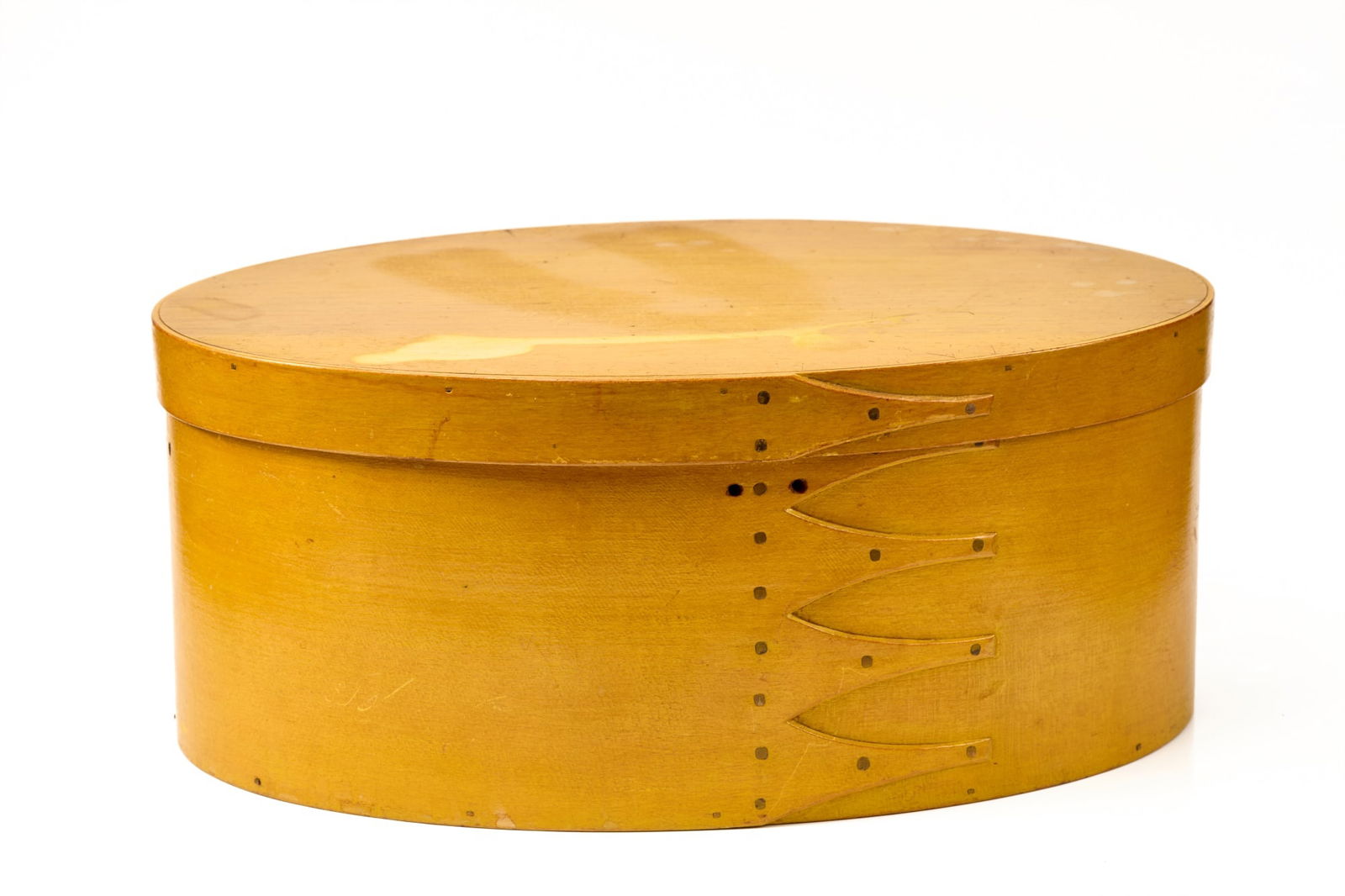 RARE LARGE SHAKER SEWING BOX in CHROME YELLOW (1 of 10)