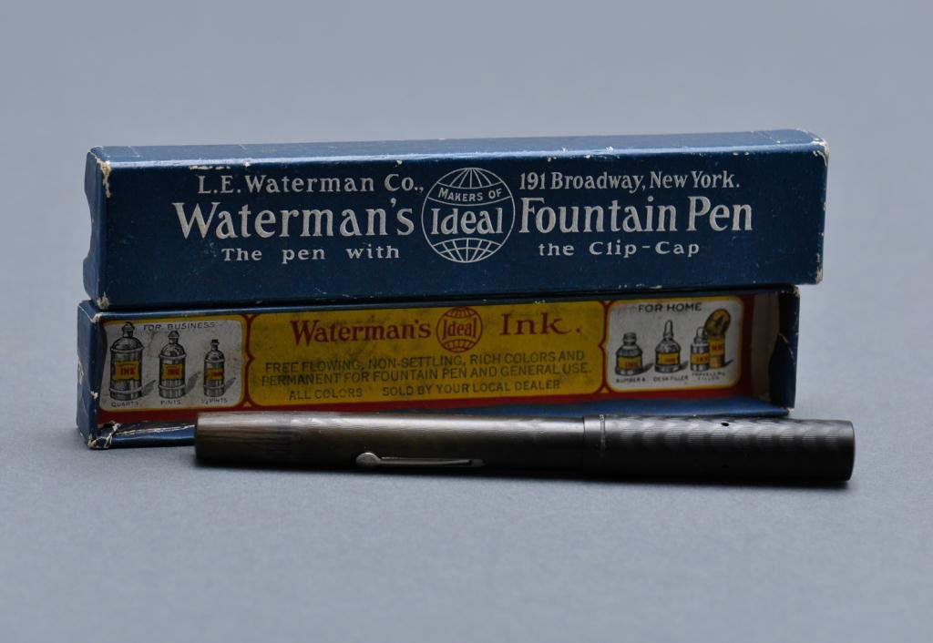 Vintage Waterman's fountain pen: Vintage Waterman's Ideal fountain pen in box, clip marked "Waterman's Ideal", nib marked "Account Waterman's Ideal Reg. U.S." Condition: good used, not refurbished Size: 5 3/8"Lgood used, not refurbis