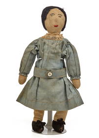 11 INCH CLOTH DOLL CUTE as a BUTTON CIRCA 1900 (1 of 10)