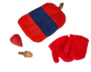 ANTIQUE WOOL MITTENS & PENNSYLVANIA POTHOLDER