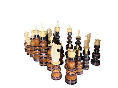 VINTAGE CARVED CHESS SET AND (3) JIGSAW PUZZLES