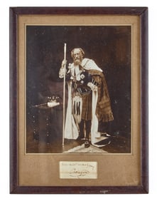 PHOTO & CLIPPED SIGNATURE OF 26th EARL OF CRAWFORD