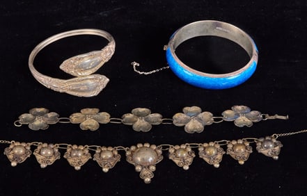 GROUPING of STERLING SILVER JEWELRY