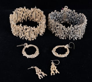 FIGURAL SILVER JEWELRY SET