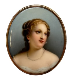 HAND PAINTED PORCELAIN PORTRAIT PLAQUE/BROOCH