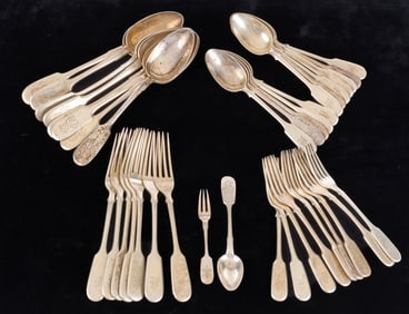 PARTIAL RUSSIAN STERLING SILVER FLATWARE SET