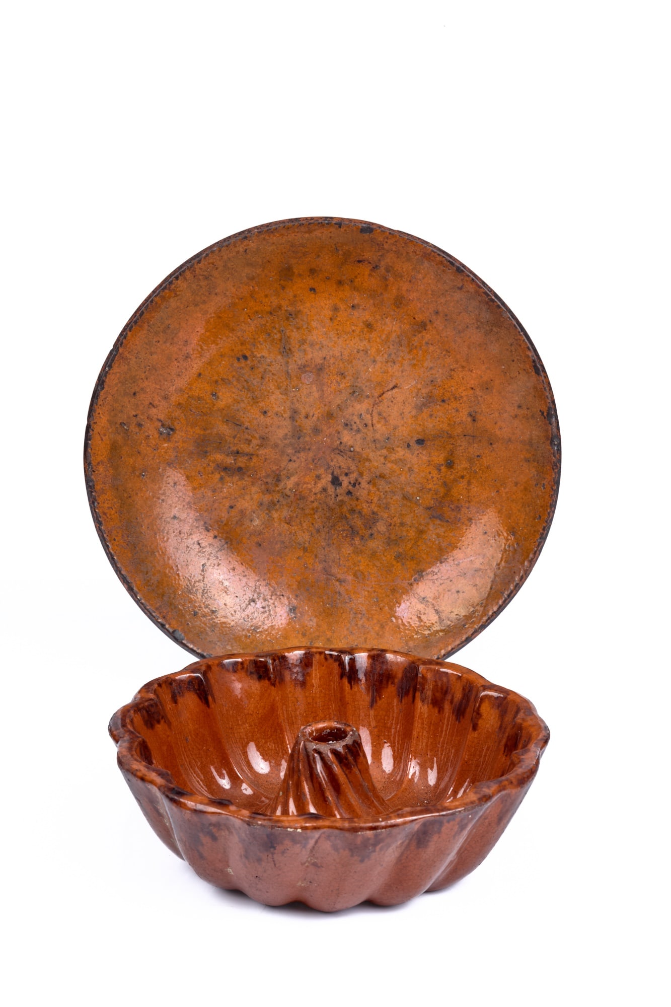 (19th c) GLAZED REDWARE FOOD MOLD & PLATE: Food mold with manganese decoration. Plate measures 10 1/4 inches. Condition: Repair to plate. Please see photos. Temp No 2625