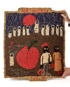 "HALLOWEEN" FIGURAL HOOKED RUG on FRAME