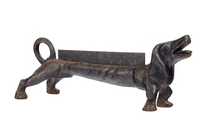 DACHSHUND-FORM CAST IRON BOOT SCRAPER