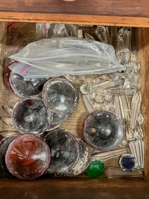 NICE LOT of ANTIQUE LAMP PRISM & WINDOW BULLSEYES