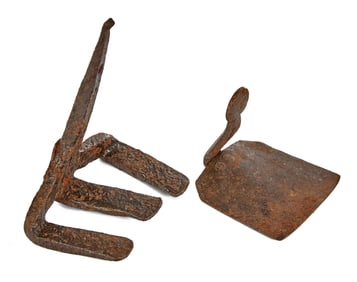 WROUGHT IRON DOUGH SCRAPER & EMBER RAKE