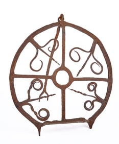 EASEL-FORM WROUGHT IRON "SCOTTISH" BROILER