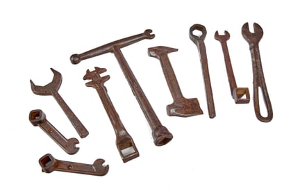 ASSORTMENT OF VERY EARLY IRON MECHANICS TOOLS