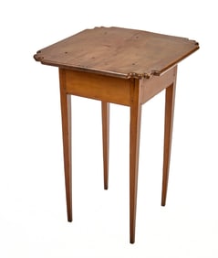 (18th/19th c) HEPPLEWHITE CHERRY STAND