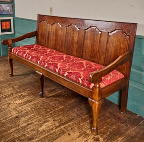 QUEEN ANNE PANELED OAK SETTEE
