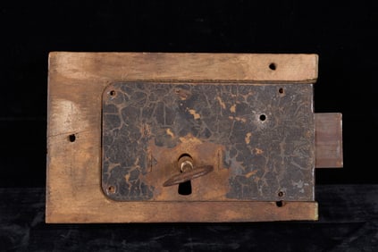 (18th/19th c) WOOD & IRON LOCKING MECHANISM