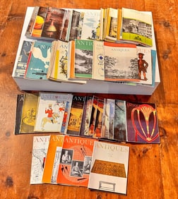 GENEROUS LOT of VINTAGE MAGAZINE ANTIQUES