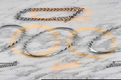 14K GOLD BRACELET, BAR PIN & PAIR BANGLES