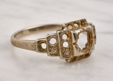 ART DECO PERIOD 14k WHITE GOLD RING