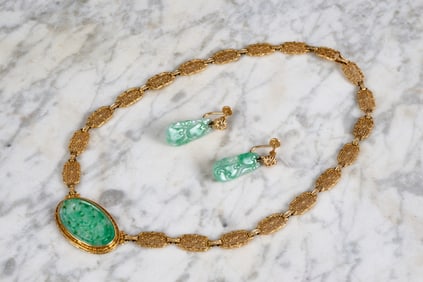 14k GOLD & JADE NECKLACE & EARRINGS