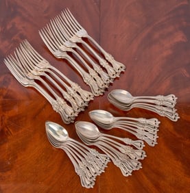 TOWLE OLD COLONIAL STERLING SILVER FORKS & SPOONS